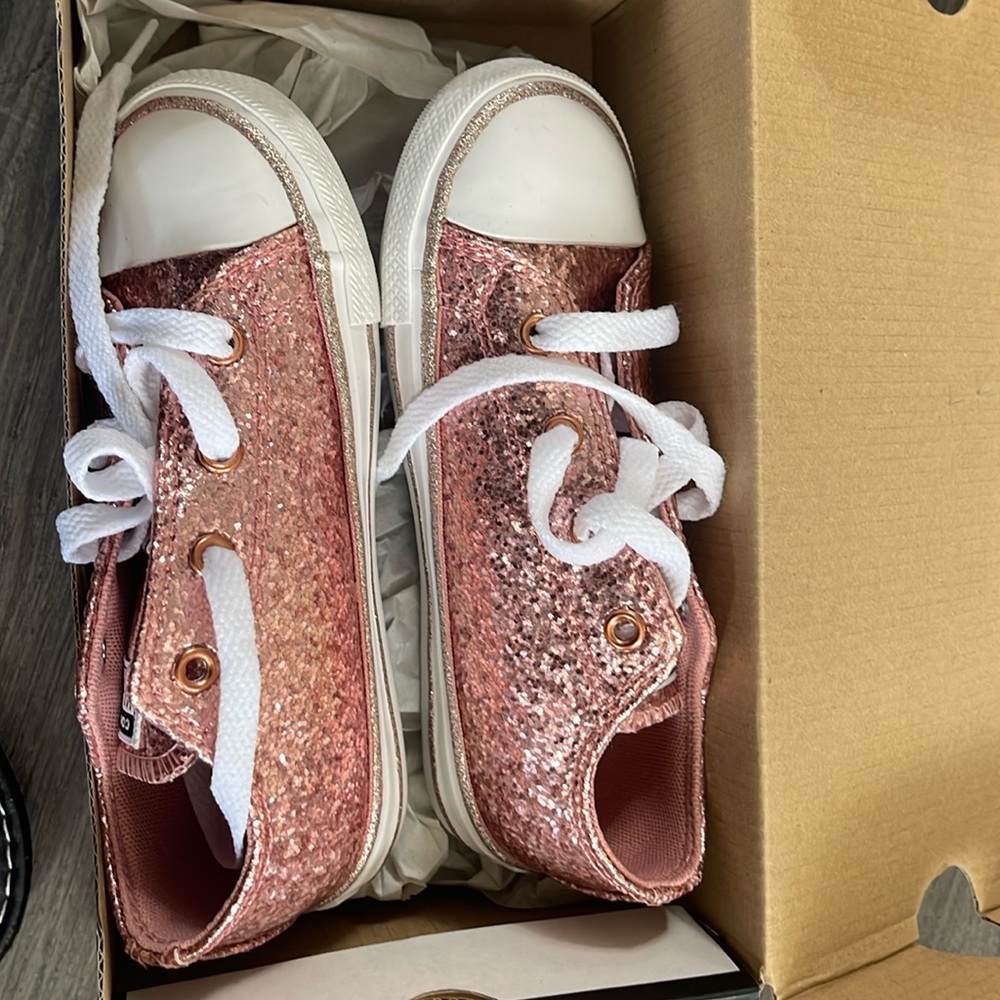 Pink (Toddler size 10) Rust Pink & White Converse Sneakers!!